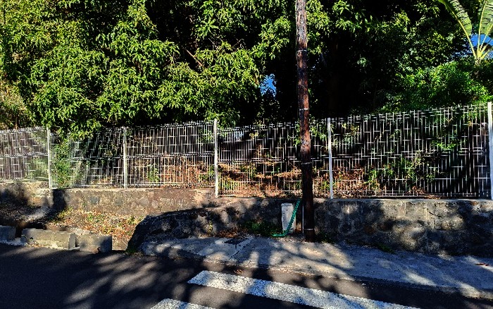 Les étapes de la pose d'une cloture avec portail